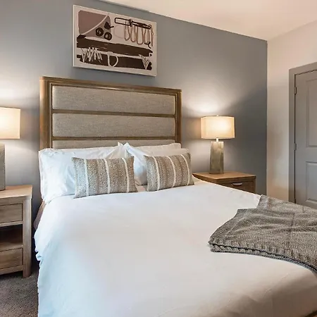 Apartment Landing - Thrive At Charlotte