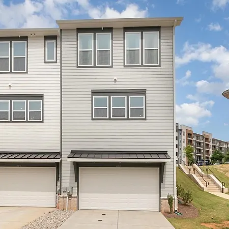 Spacious 4br Near Unc & Major Venues Charlotte
