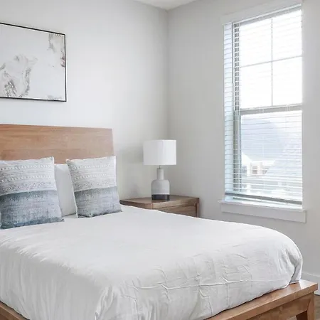 Apartment Landing Stunning 1bd Gym Huntersville