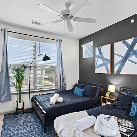 4br King Bed Luxe Amenities Airport Apartment Charlotte