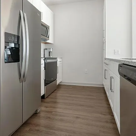 Landing Apartments - Pine 25 North End *