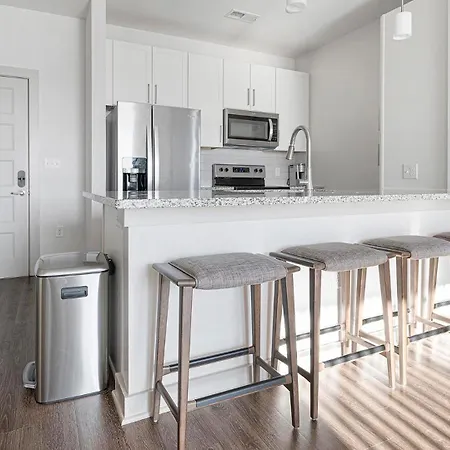 Landing Apartments - Pine 25 North End Charlotte
