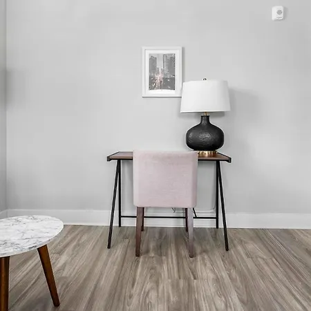 Apartment Landing Beautiful Gym Game