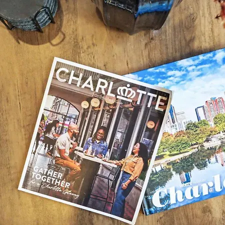 Apartment Urban Escape | Free Parking, Pool, Gym Charlotte
