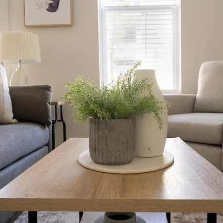 Landing Apartments - The Henry * Charlotte
