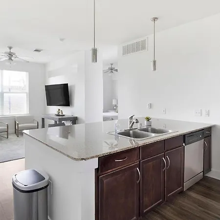 Landing - North Apartment