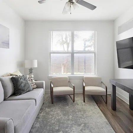 Landing - North Apartment Charlotte