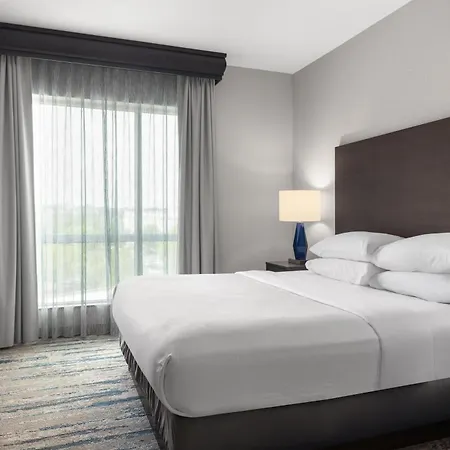 Hotel Embassy Charlotte/ayrsley 4*