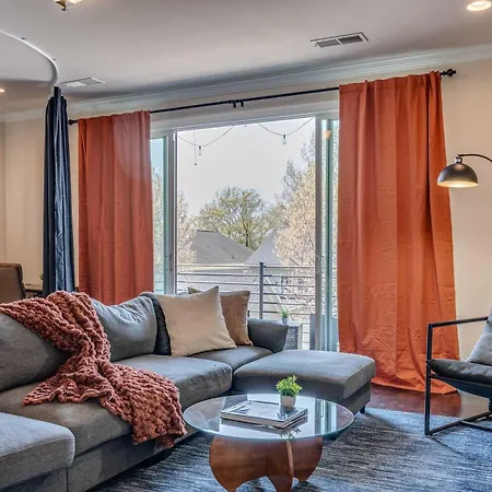 3br Townhouse King Bed 2441 Sq Ft Uptown Clt Holiday home