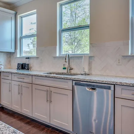 3br Townhouse King Bed 2441 Sq Ft Uptown Clt Holiday home