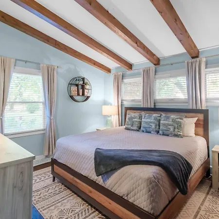 3br Pga Garden Oasis - Near Quail Hollow And Light Rail * Charlotte