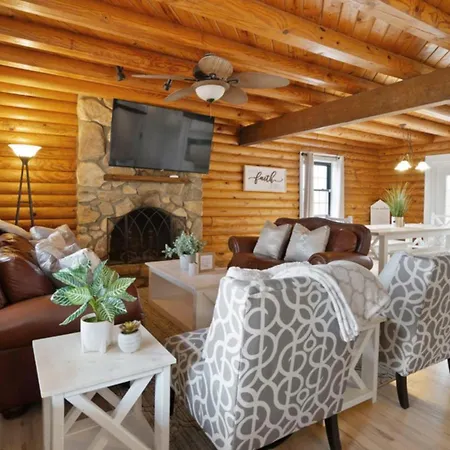 Holiday home Renovated 5br/3ba W/ Rec