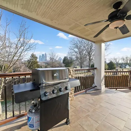 Rest And Rally Retreat 5br *