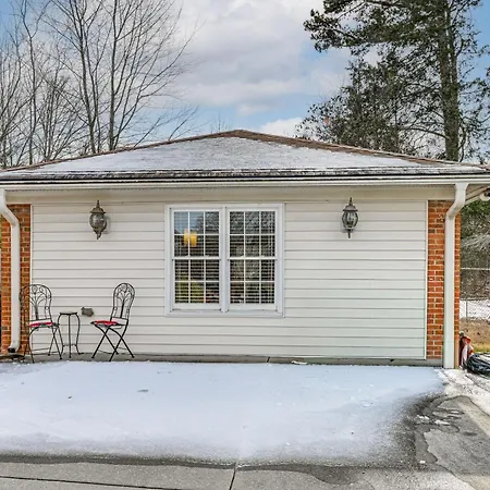 Holiday home 'aag's Comfort Zone' 5 Mi To Uncc! *
