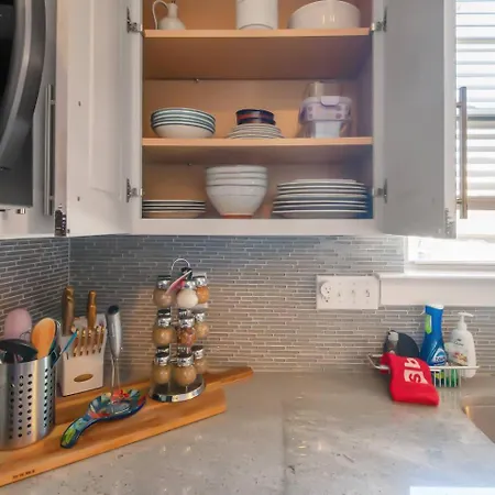 Holiday home 3br Townhome | 5 Min To Uptown, Boa, & Atrium