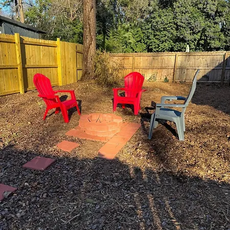 House With Firepit Near Noda Plaza Midwood Lightrail Villa *
