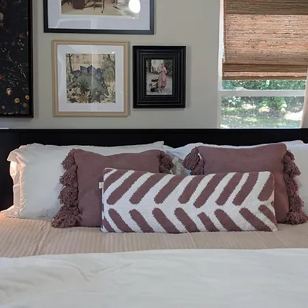 Small Space, Big Personality W/ King + Queen Bed *