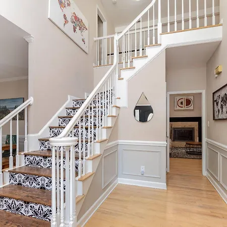 Holiday home Grand Estate + Executive Charlotte