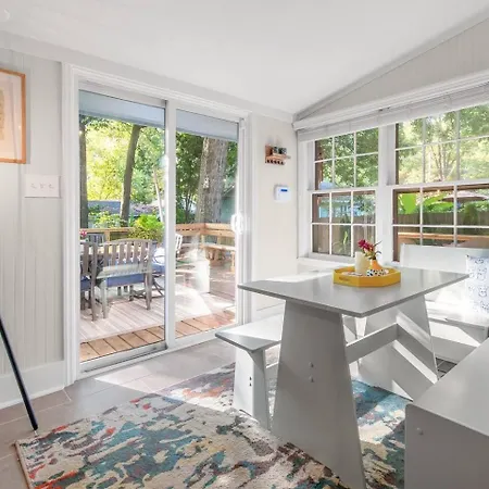3br Pga Garden Oasis - Near Quail Hollow And Light Rail Holiday home *
