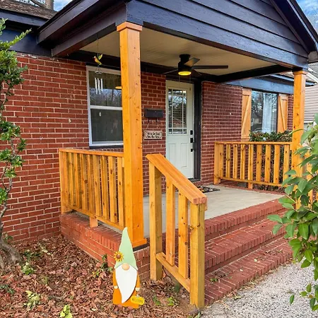 Villa House With Firepit Near Noda Plaza Midwood Lightrail *