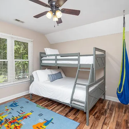 Holiday home Grand Estate + Executive Charlotte