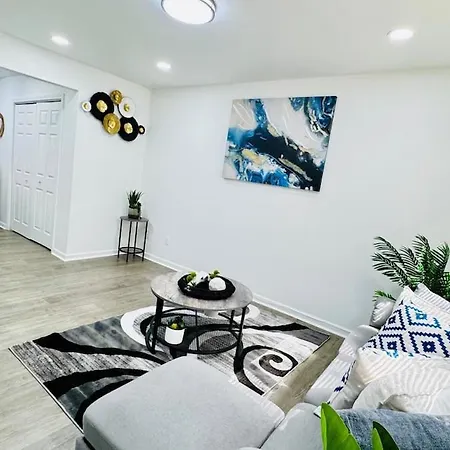 Holiday home Cozy Corner Escape Entire In *