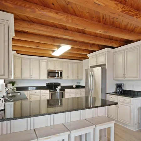Renovated 5br/3ba W/ Rec * Charlotte