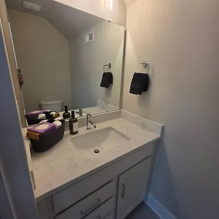 Qc Rooftop Retreat | Rooftop | Garage | Dog Park Charlotte