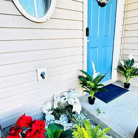 Cozy Corner Escape Entire In *