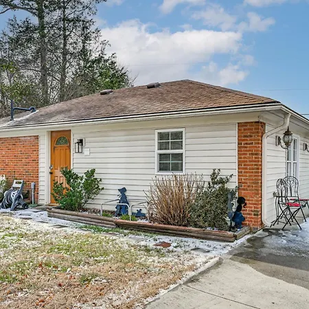 'aag's Comfort Zone' 5 Mi To Uncc! Holiday home *