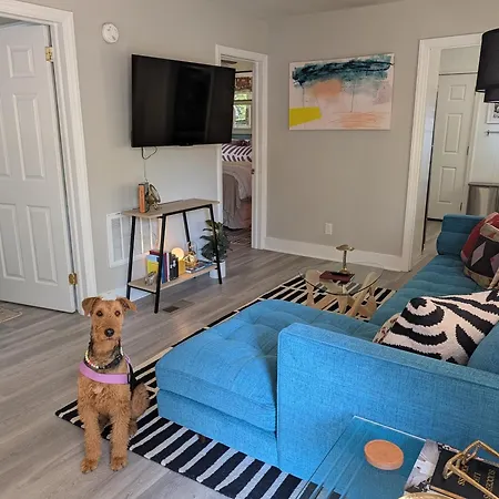 Small Space, Big Personality W/ King + Queen Bed *