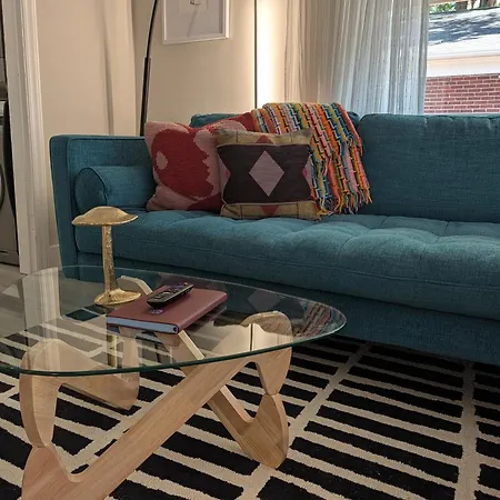 Holiday home Small Space, Big Personality W/ King + Queen Bed