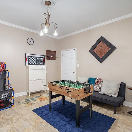 Grand Estate + Executive Holiday home *