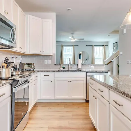 4br Townhouse King Bed Garage Northlake Charlotte