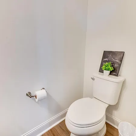 4br Townhouse King Bed Garage Northlake * Charlotte
