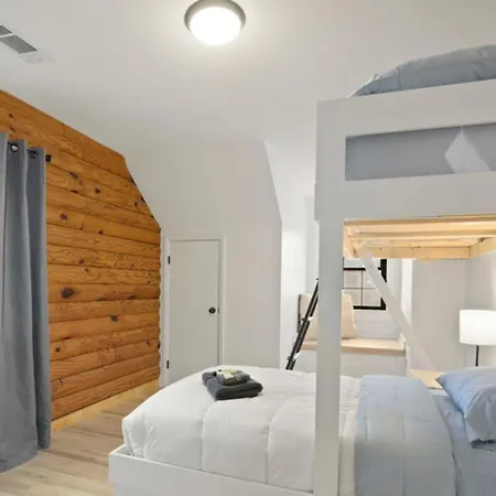 Renovated 5br/3ba W/ Rec