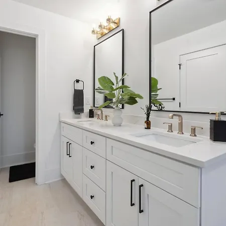Luxury Build - King Beds - Minutes To Uptown * Charlotte