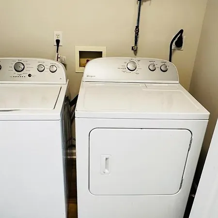 Holiday home Cozy Corner Escape Entire In Charlotte