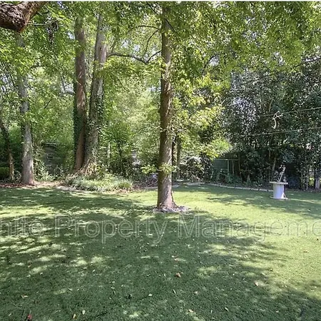 Selwyn Park Playground (adults Only) Holiday home Charlotte