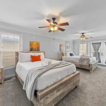 Rest And Rally Retreat 5br Holiday home