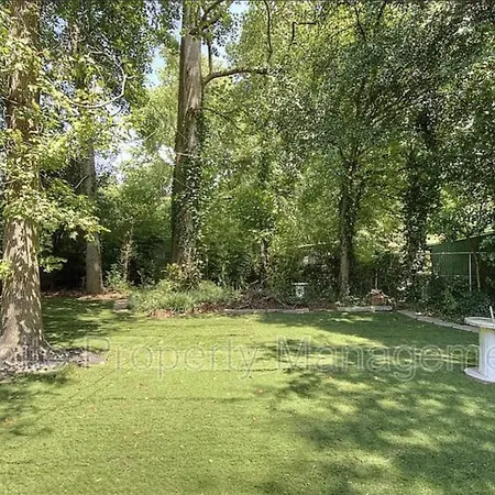 Selwyn Park Playground (adults Only) Holiday home