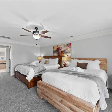 Rest And Rally Retreat 5br *