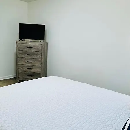 Cozy Corner Escape Entire In Holiday home Charlotte