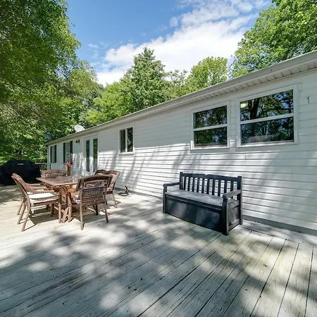Holiday home Castaway Cove 5 Bed Retreat Fire Pit Hot Tub! *