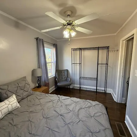 Cozy 1 Bedroom Apartment Charlotte