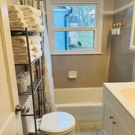 Cozy 1 Bedroom * Charlotte