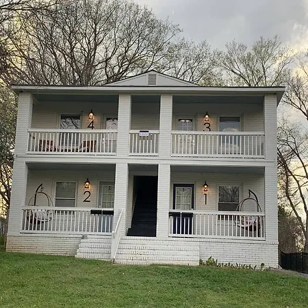 Optimist Abode 4: <7min To Noda-midwood-uptown Apartment