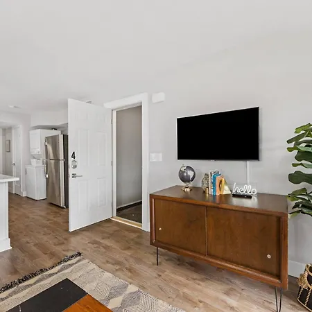 Optimist Abode 4: <7min To Noda-midwood-uptown Apartment Charlotte