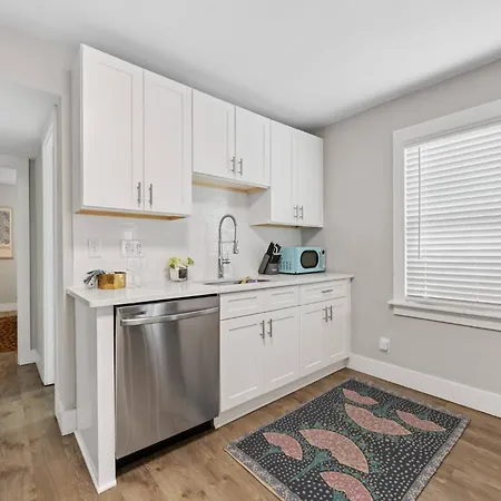 Apartment Optimist Abode 3: <7min To Noda-midwood-uptown