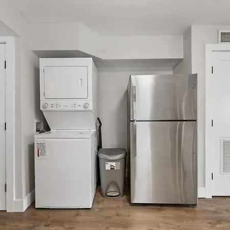 Apartment Optimist Abode 4: <7min To Noda-midwood-uptown *